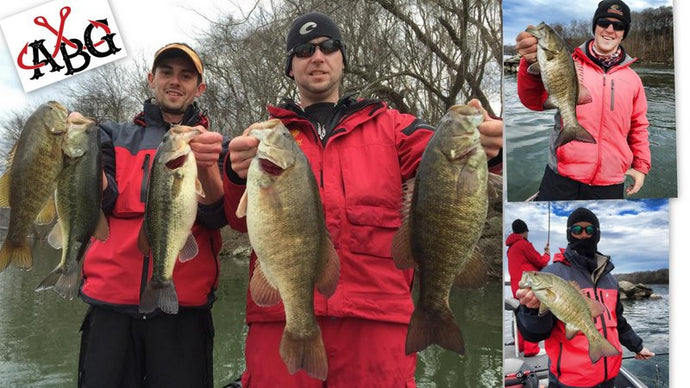 Pickwick Smallmouth CHEWING! December 23, 2014